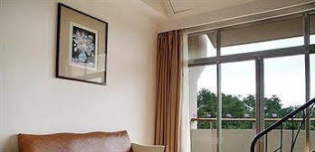 Merryland Resort Гуейлин Екстериор снимка